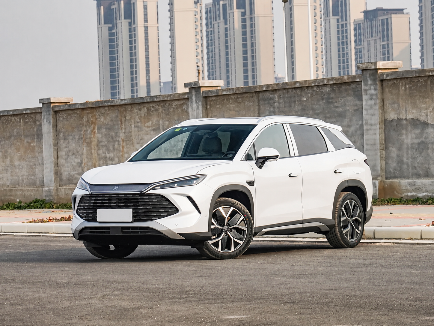 BYD Song L 2025 DM-i Smart Driving 160KM Superior Edition 16.58 