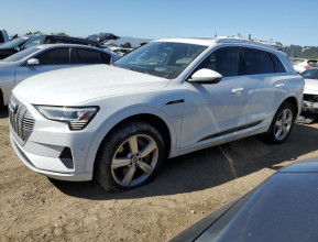 Audi e-Tron Prestige 2019 - 4 | bex-auto.md