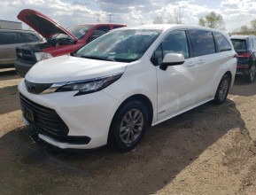 Toyota Sienna LE 2021 - 4 | bex-auto.md