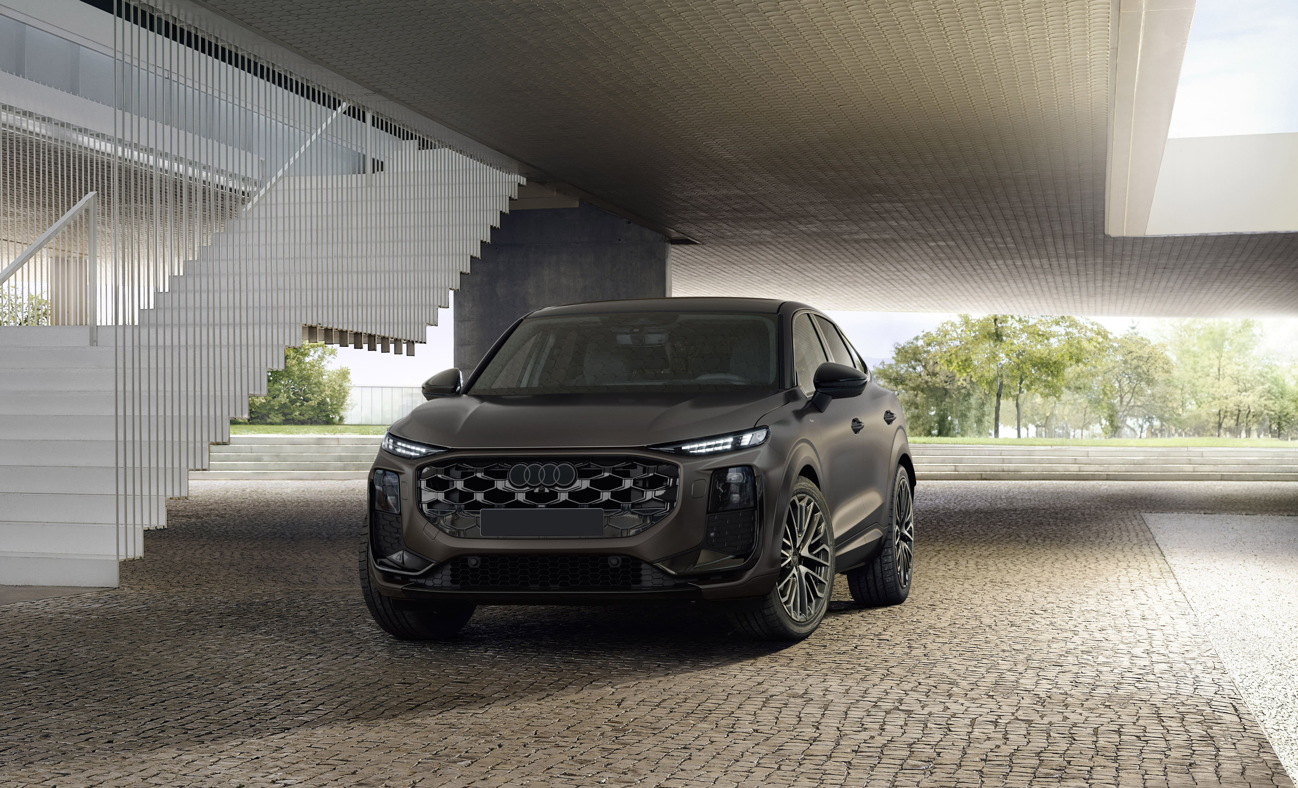 Noua generație Audi Q3 Sportback: design actualizat, versiune hibridă și tehnologii avansate