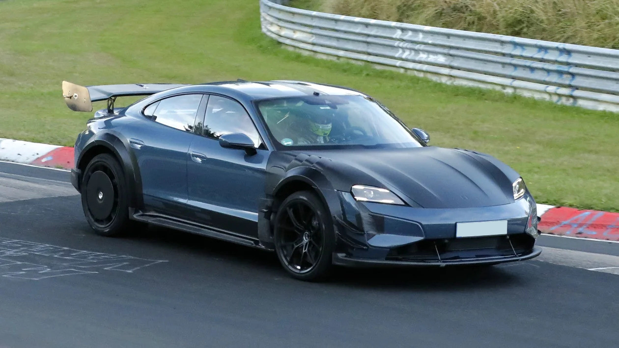 Porsche Taycan GT4 RS: supercar electric de 1100 CP se pregătește să cucerească Nürburgring