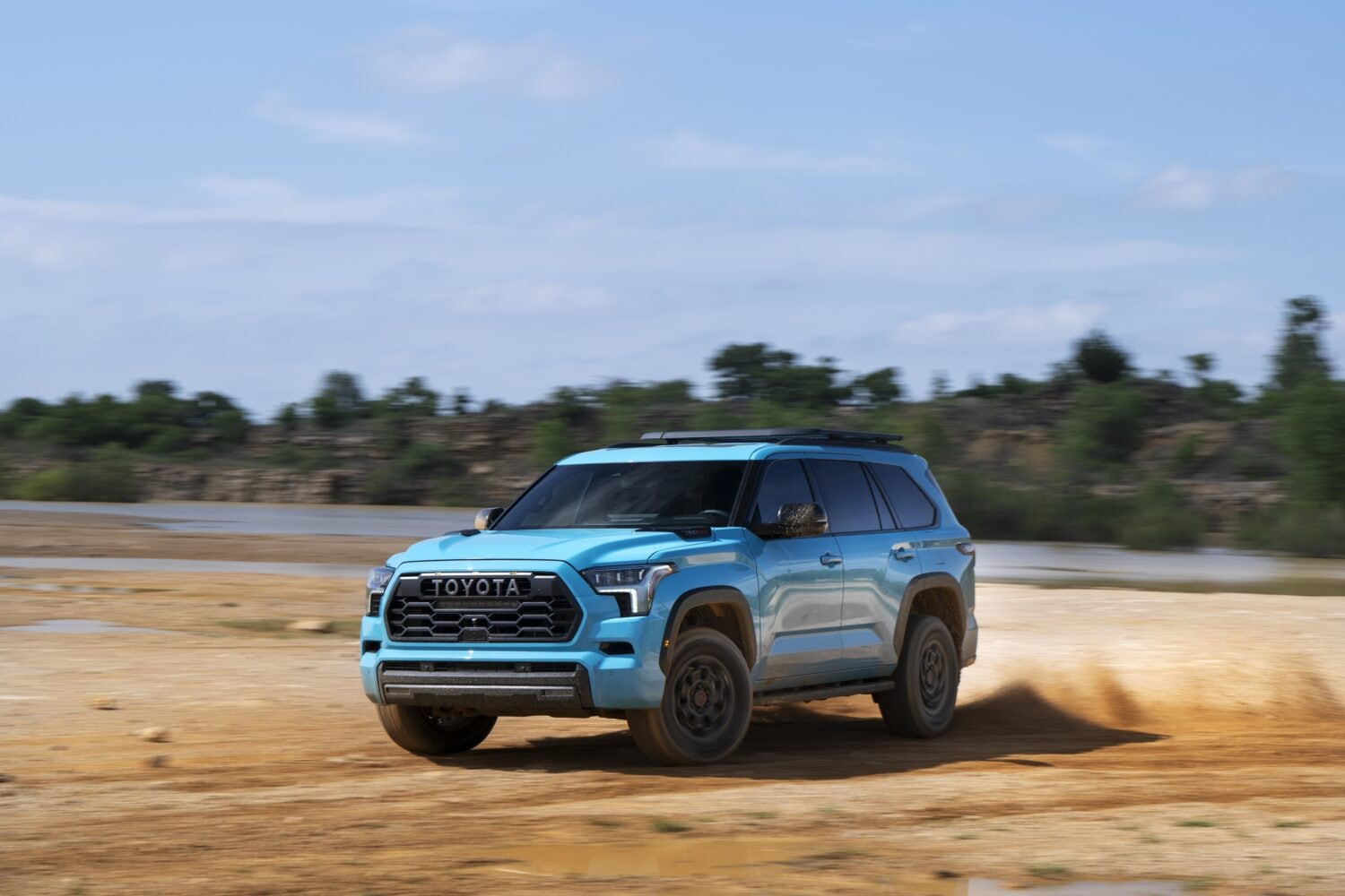 Noua Toyota Sequoia 2026: mai mult confort, un interior premium și tehnologii îmbunătățite.