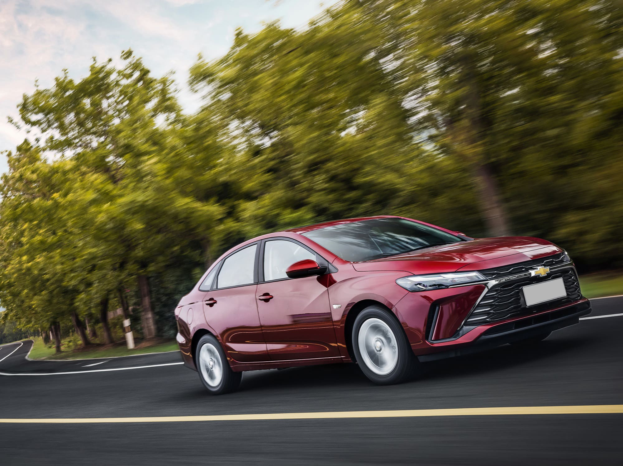 Chevrolet Cruze revine: un sedan actualizat cu dotări bogate și un preț accesibil.
