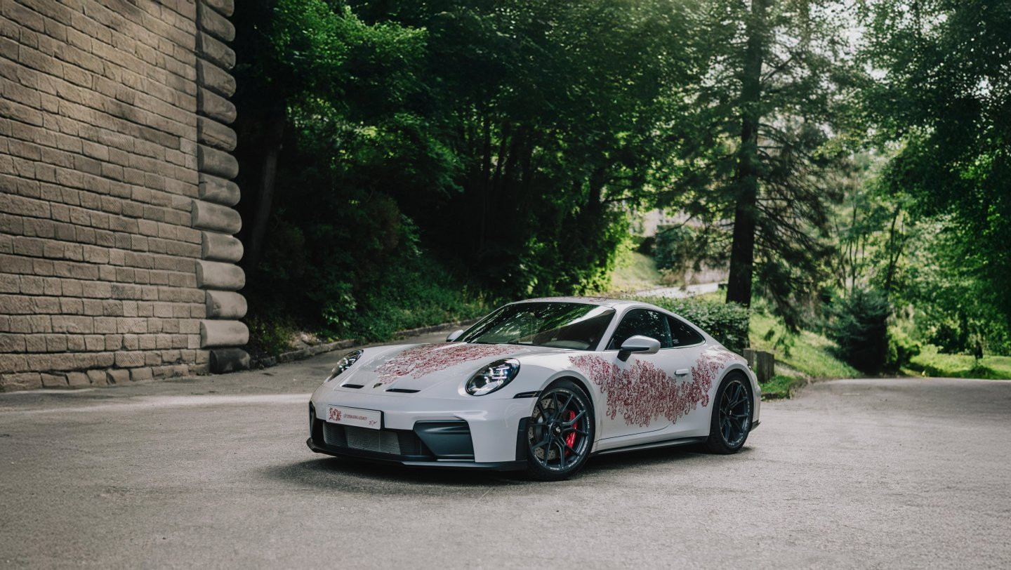 Porsche создала уникальный 911 GT3 Touring в честь 75-летия марки в Люксембурге - 1 Porsche создала уникальный 911 GT3 Touring в честь 75-летия марки в Люксембурге - 1 | bex-auto.md