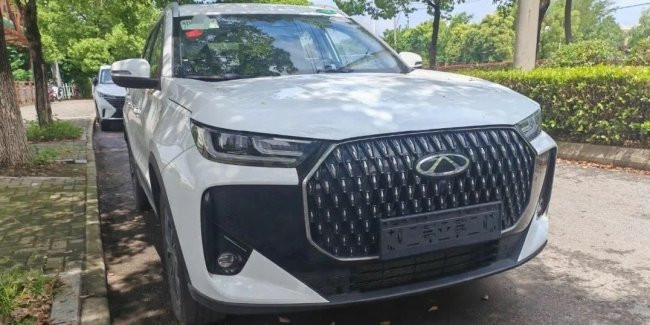 Chery pregătește noul crossover hibrid Tiggo 7 HEV, fără necesitatea încărcării la priză. | bex-auto.md
