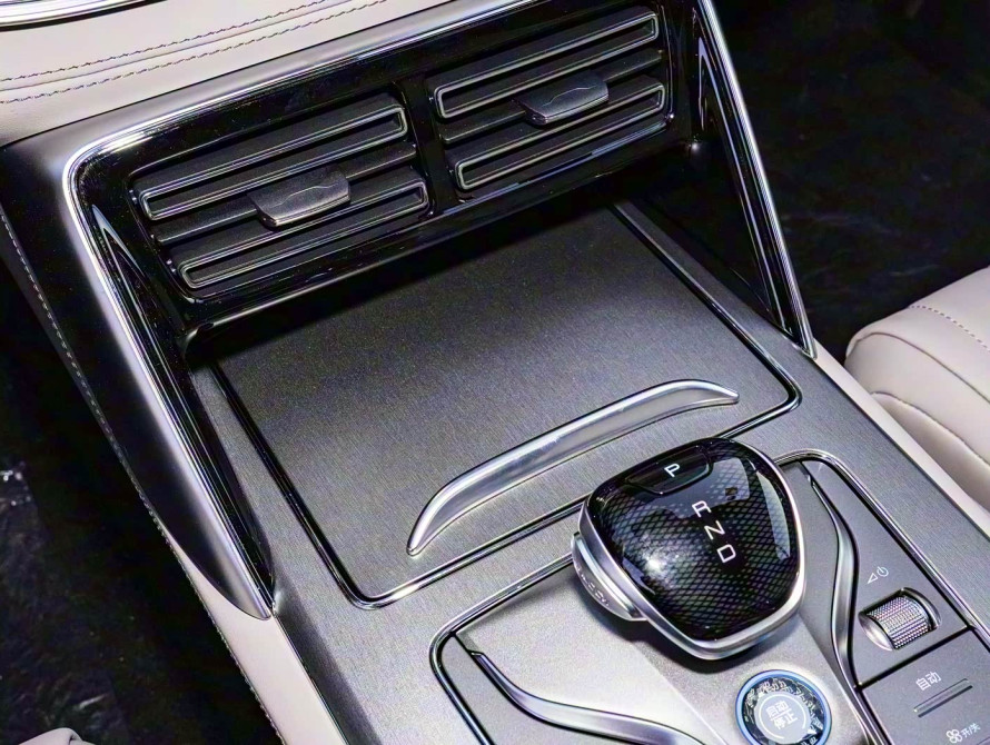 BYD Tang DM-i Top 2025 - 41 BYD Tang DM-i Top 2025 - 41 | bex-auto.md