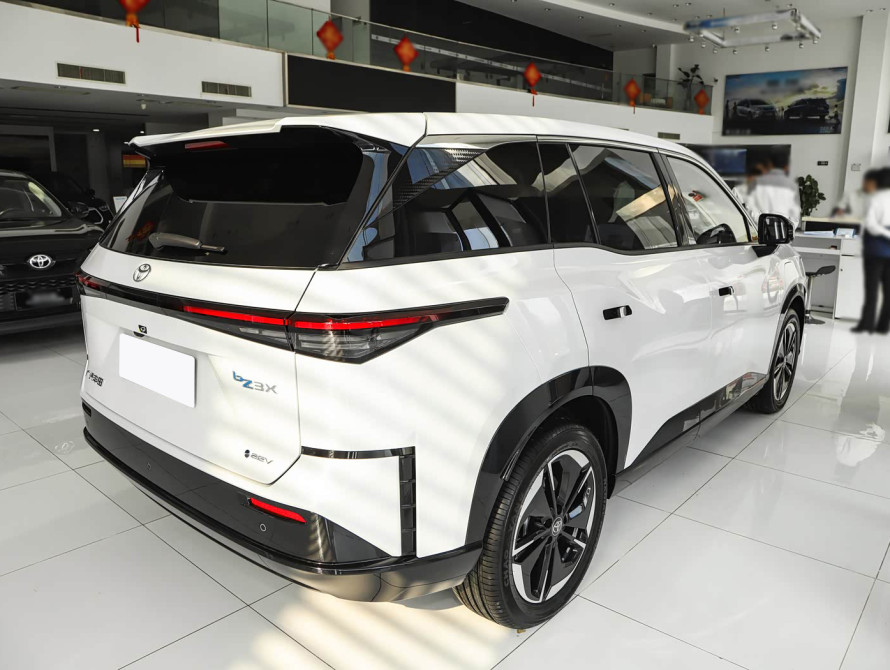 Toyota bZ3X Mid+ 2025 - 3 Toyota bZ3X Mid+ 2025 - 3 | bex-auto.md