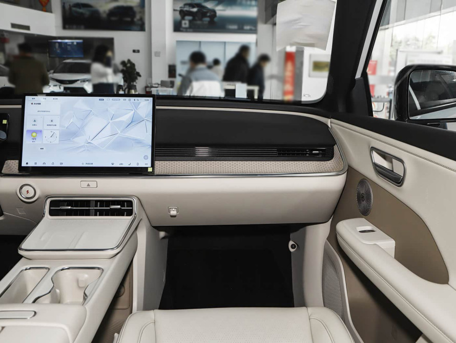 Toyota bZ3X Mid+ 2025 - 19 Toyota bZ3X Mid+ 2025 - 19 | bex-auto.md