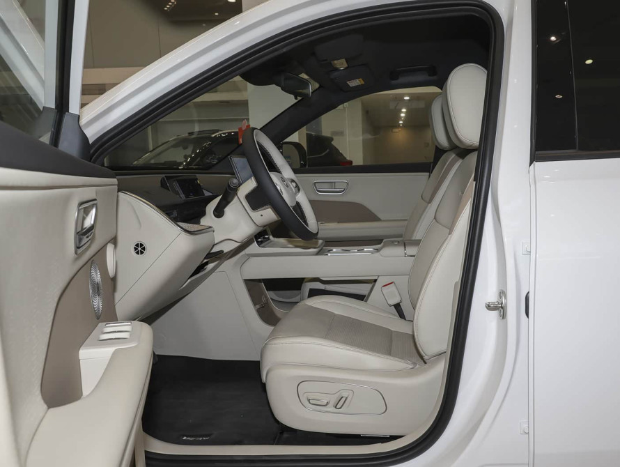 Toyota bZ3X Mid 2025 - 15 Toyota bZ3X Mid 2025 - 15 | bex-auto.md