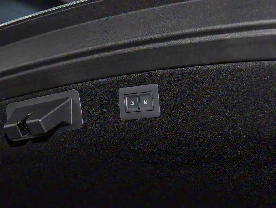 BYD Han L DM-i 200KM Mid 2025 - 65 BYD Han L DM-i 200KM Mid 2025 - 65 | bex-auto.md