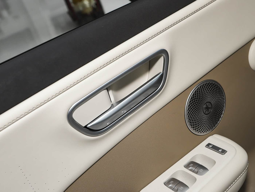 Toyota bZ3X Mid+ 2025 - 8 Toyota bZ3X Mid+ 2025 - 8 | bex-auto.md