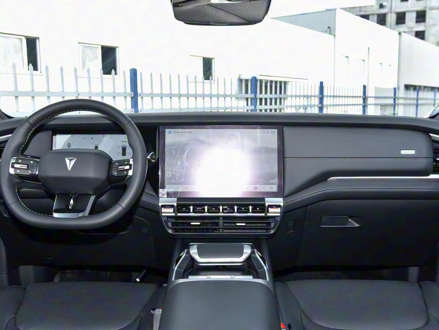 Changan Deepal G318 Basic 2025 - 20 Changan Deepal G318 Basic 2025 - 20 | bex-auto.md