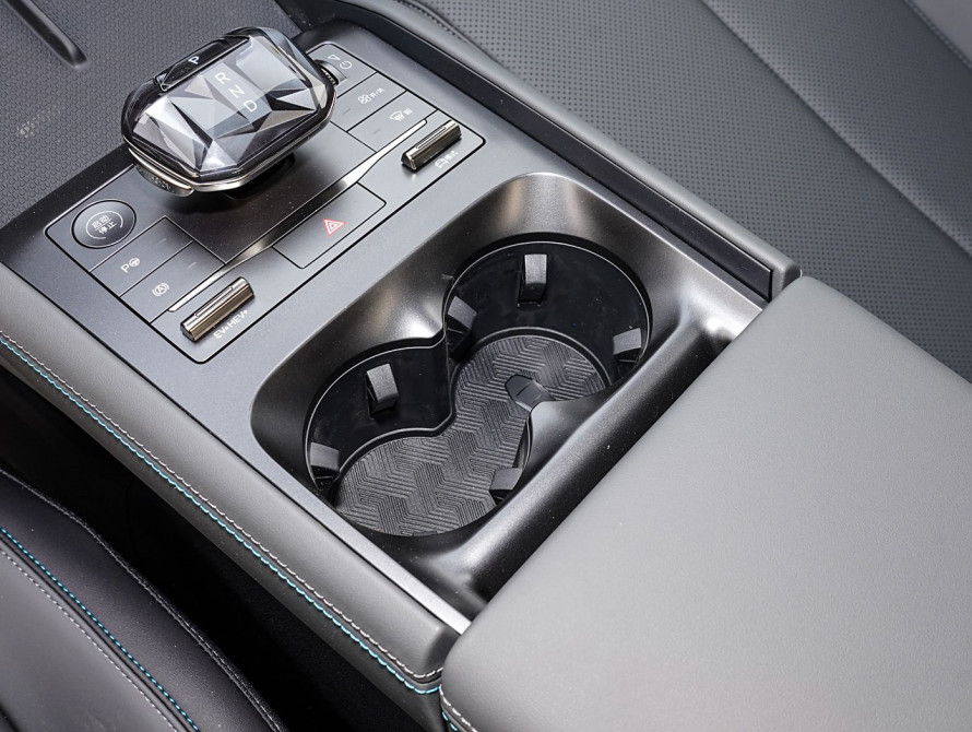 BYD Qin L DM-i Basic+ 2025 - 39 BYD Qin L DM-i Basic+ 2025 - 39 | bex-auto.md