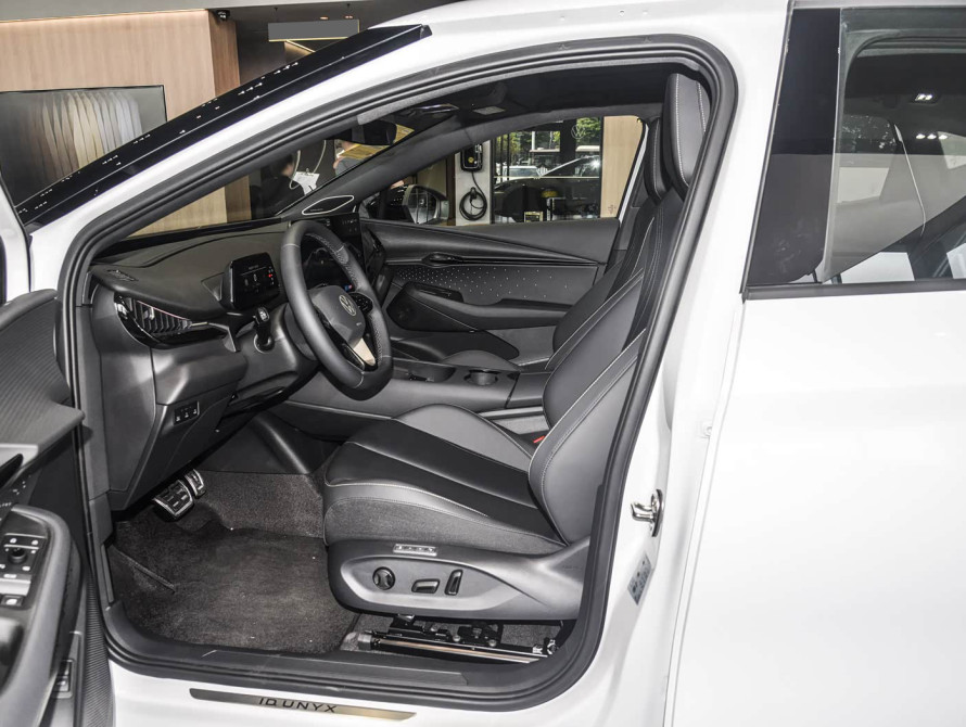 Volkswagen ID.Unyx Pre-Top 2025 - 14 Volkswagen ID.Unyx Pre-Top 2025 - 14 | bex-auto.md