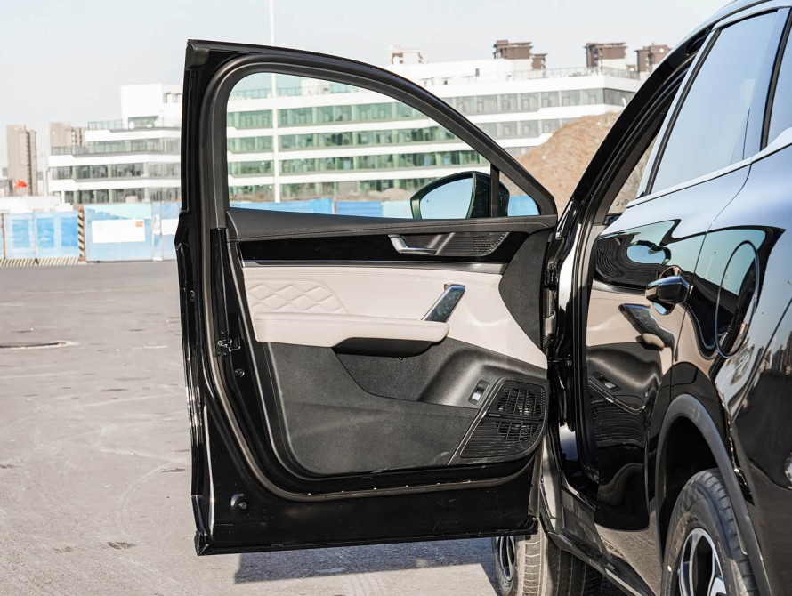 BYD Tang DM-i Top 2025 - 8 BYD Tang DM-i Top 2025 - 8 | bex-auto.md