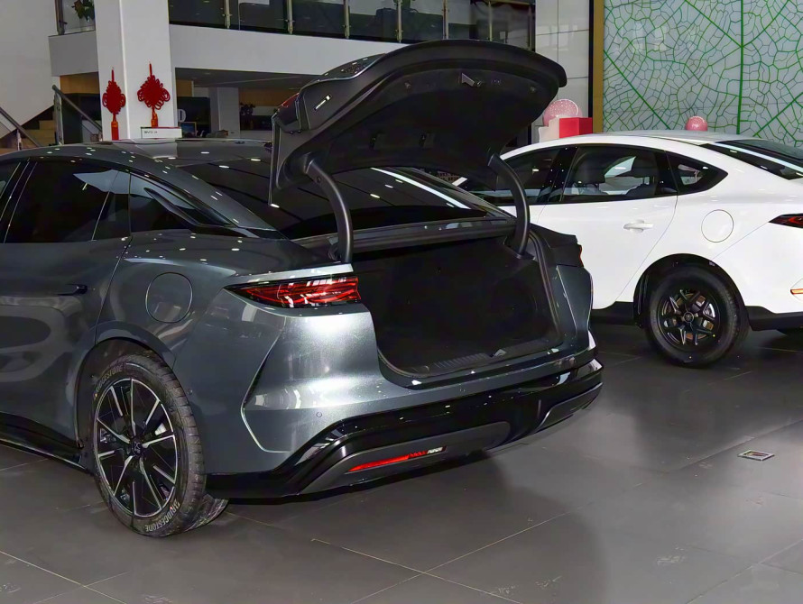 BYD Han L DM-i 200KM Mid 2025 - 63 BYD Han L DM-i 200KM Mid 2025 - 63 | bex-auto.md