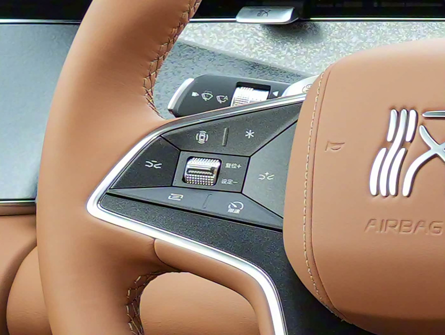 BYD Han L DM-i 200KM Basic 2025 - 24 BYD Han L DM-i 200KM Basic 2025 - 24 | bex-auto.md