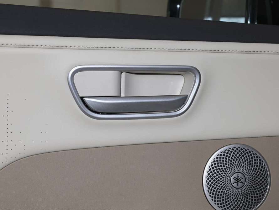 Toyota bZ3X Mid 2025 - 9 Toyota bZ3X Mid 2025 - 9 | bex-auto.md