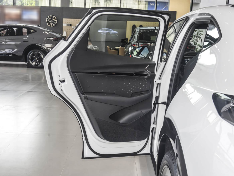 Volkswagen ID.Unyx Pre-Top 2025 - 41 Volkswagen ID.Unyx Pre-Top 2025 - 41 | bex-auto.md