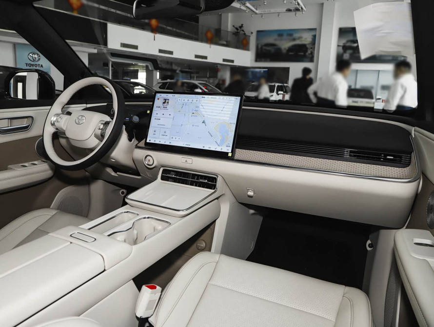 Toyota bZ3X Mid+ 2025 - 45 Toyota bZ3X Mid+ 2025 - 45 | bex-auto.md