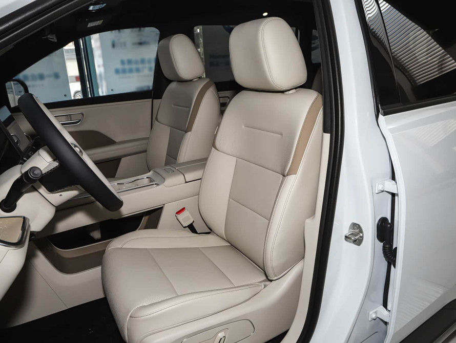 Toyota bZ3X Mid+ 2025 - 11 Toyota bZ3X Mid+ 2025 - 11 | bex-auto.md