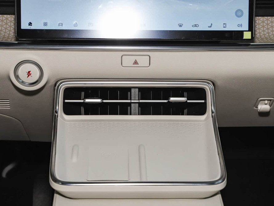 Toyota bZ3X Mid+ 2025 - 39 Toyota bZ3X Mid+ 2025 - 39 | bex-auto.md