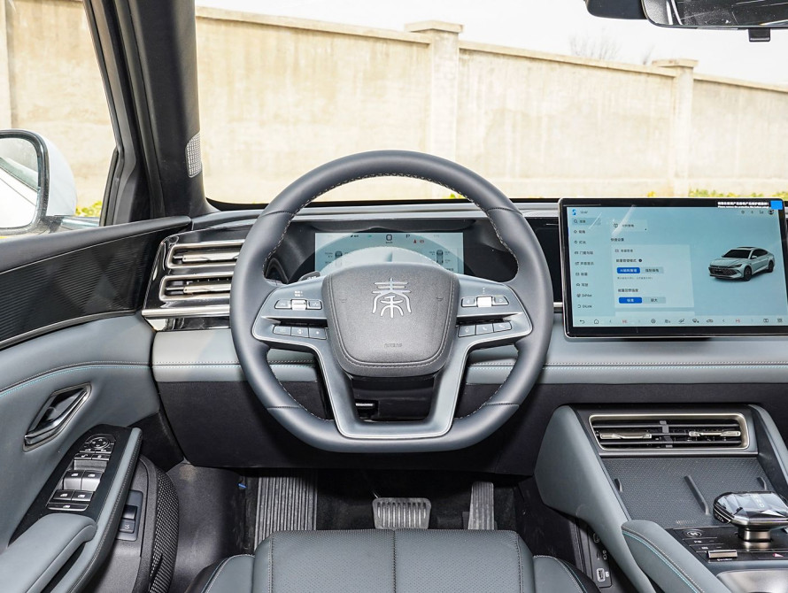 BYD Qin L DM-i Basic+ 2025 - 18 BYD Qin L DM-i Basic+ 2025 - 18 | bex-auto.md