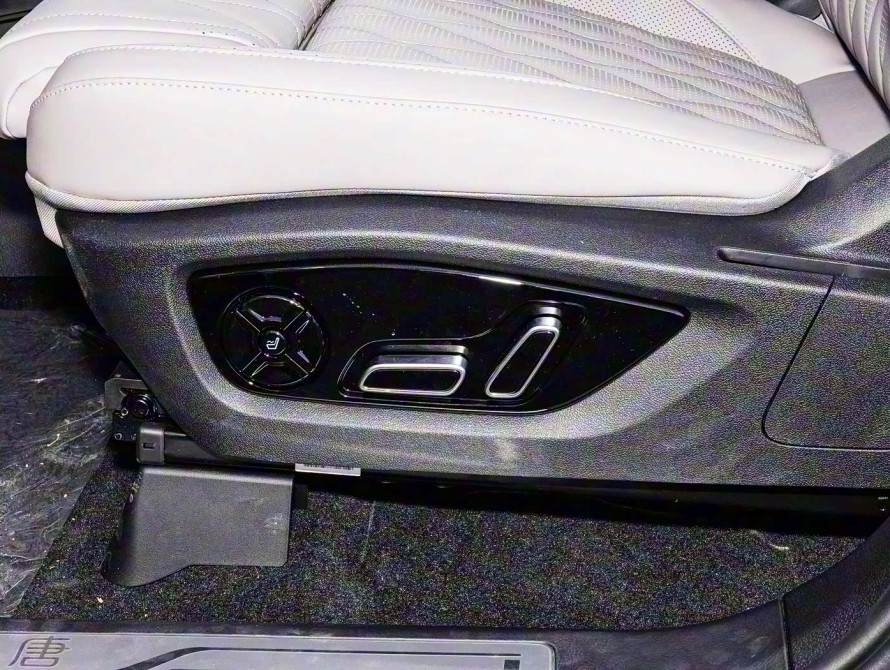 BYD Tang DM-i Top 2025 - 13 BYD Tang DM-i Top 2025 - 13 | bex-auto.md