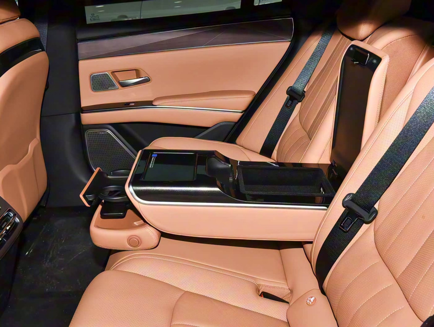 BYD Han L DM-i 200KM Mid 2025 - 58 BYD Han L DM-i 200KM Mid 2025 - 58 | bex-auto.md