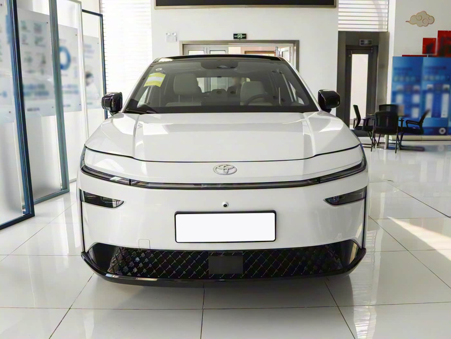 Toyota bZ3X Mid+ 2025 - 1 Toyota bZ3X Mid+ 2025 - 1 | bex-auto.md