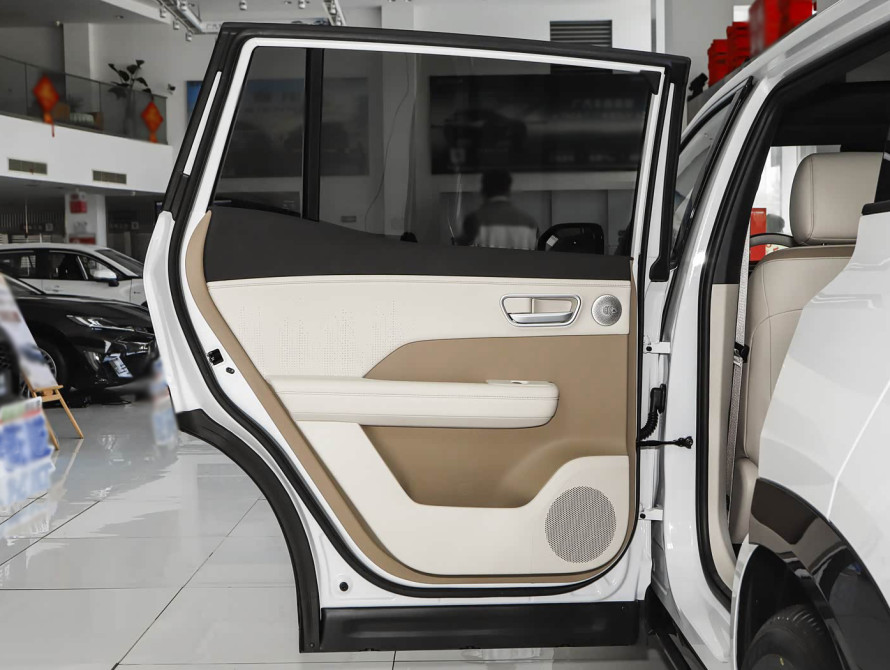 Toyota bZ3X Mid+ 2025 - 46 Toyota bZ3X Mid+ 2025 - 46 | bex-auto.md