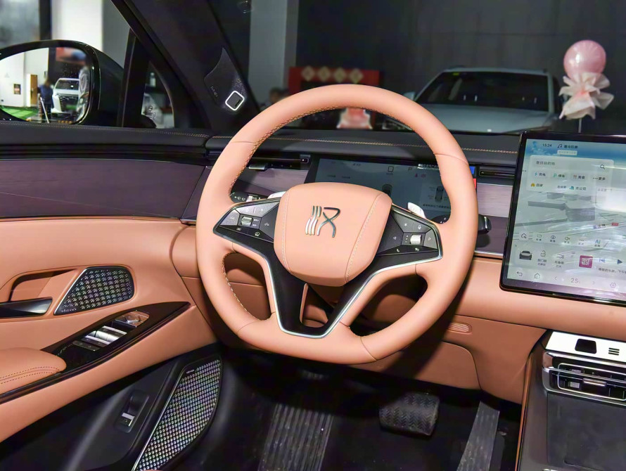 BYD Han L DM-i 200KM Mid 2025 - 24 BYD Han L DM-i 200KM Mid 2025 - 24 | bex-auto.md