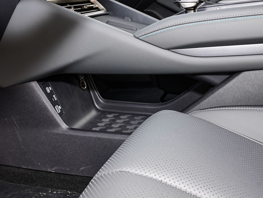 BYD Qin L DM-i Basic+ 2025 - 40 BYD Qin L DM-i Basic+ 2025 - 40 | bex-auto.md