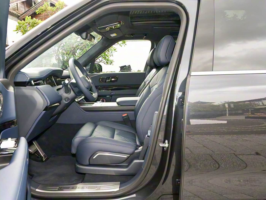 Zeekr 9X Pre-Top 2025 - 17 Zeekr 9X Pre-Top 2025 - 17 | bex-auto.md