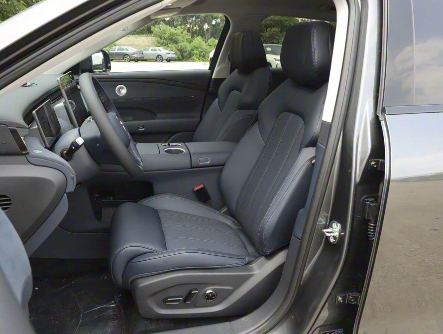 Voyah Free Basic 2025 - 14 Voyah Free Basic 2025 - 14 | bex-auto.md