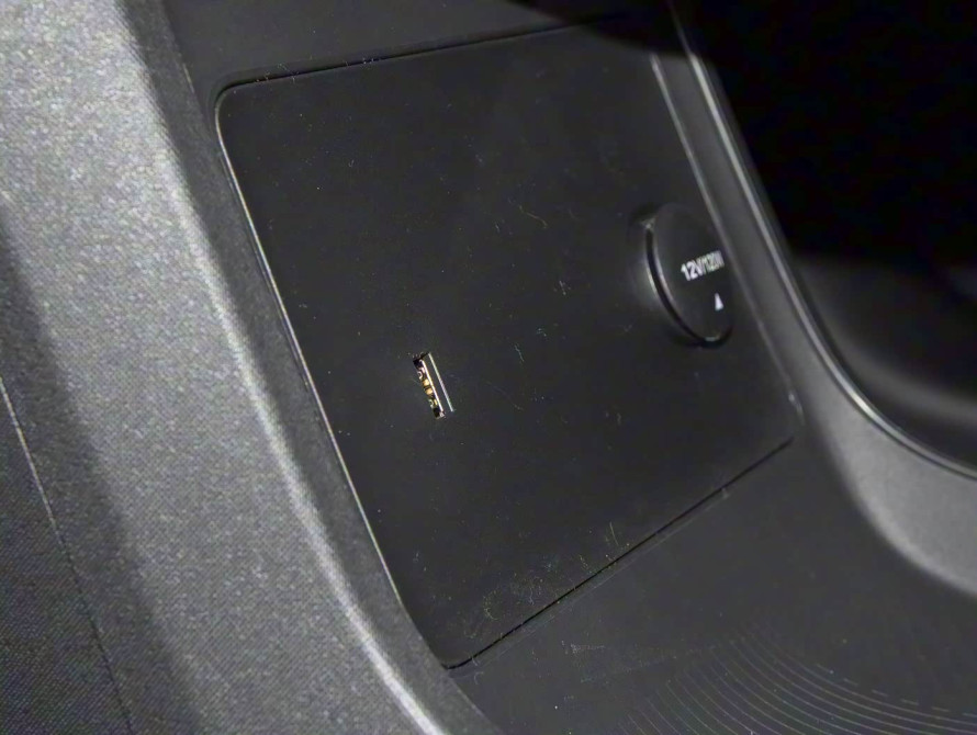 Toyota bZ3X Mid LiDAR 2025 - 38 Toyota bZ3X Mid LiDAR 2025 - 38 | bex-auto.md