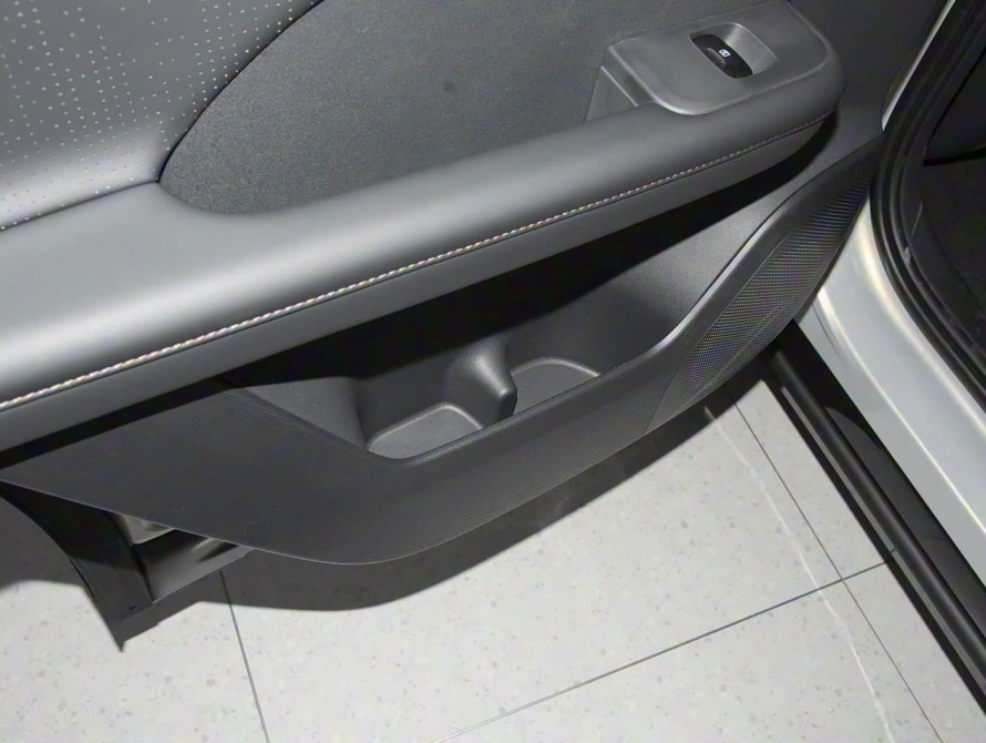 Toyota bZ3X Mid LiDAR 2025 - 44 Toyota bZ3X Mid LiDAR 2025 - 44 | bex-auto.md