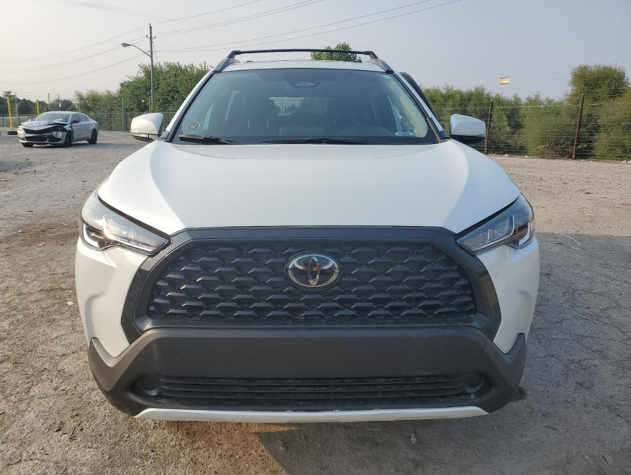 Toyota Corolla Cross LE 2024 - 1 Toyota Corolla Cross LE 2024 - 1 | bex-auto.md