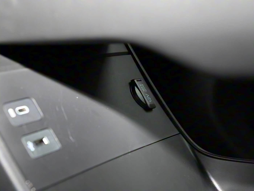 Mazda EZ-60 EV Top 2025 - 44 Mazda EZ-60 EV Top 2025 - 44 | bex-auto.md