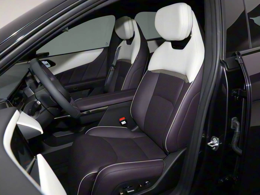 Mazda EZ-60 EV Top 2025 - 11 Mazda EZ-60 EV Top 2025 - 11 | bex-auto.md