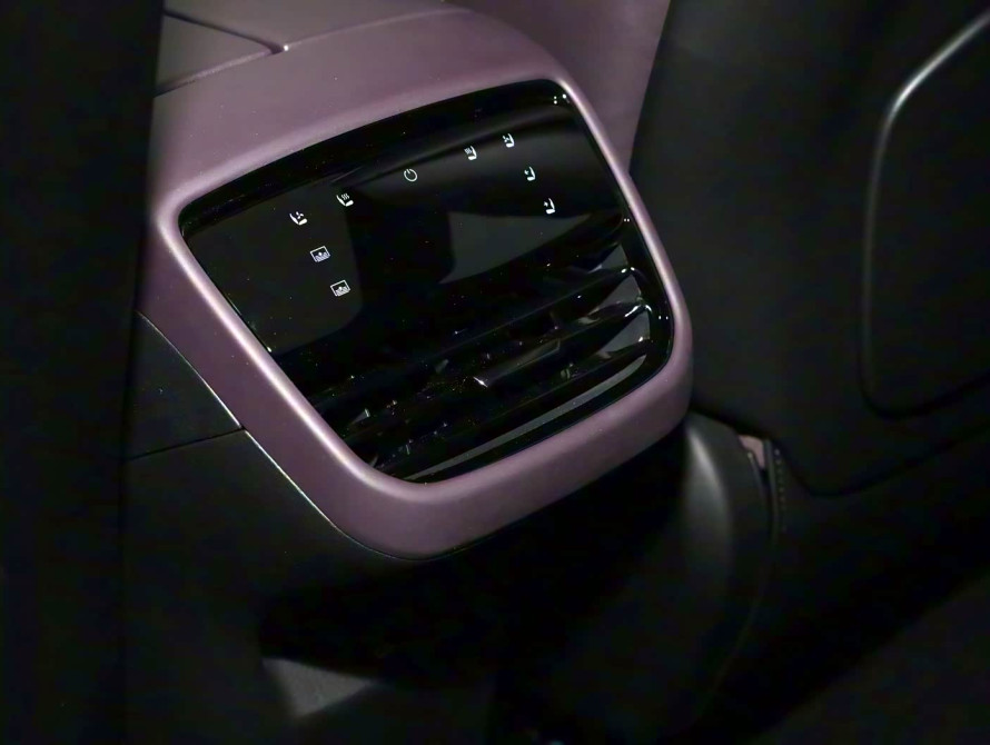 Mazda EZ-60 EV Top 2025 - 51 Mazda EZ-60 EV Top 2025 - 51 | bex-auto.md