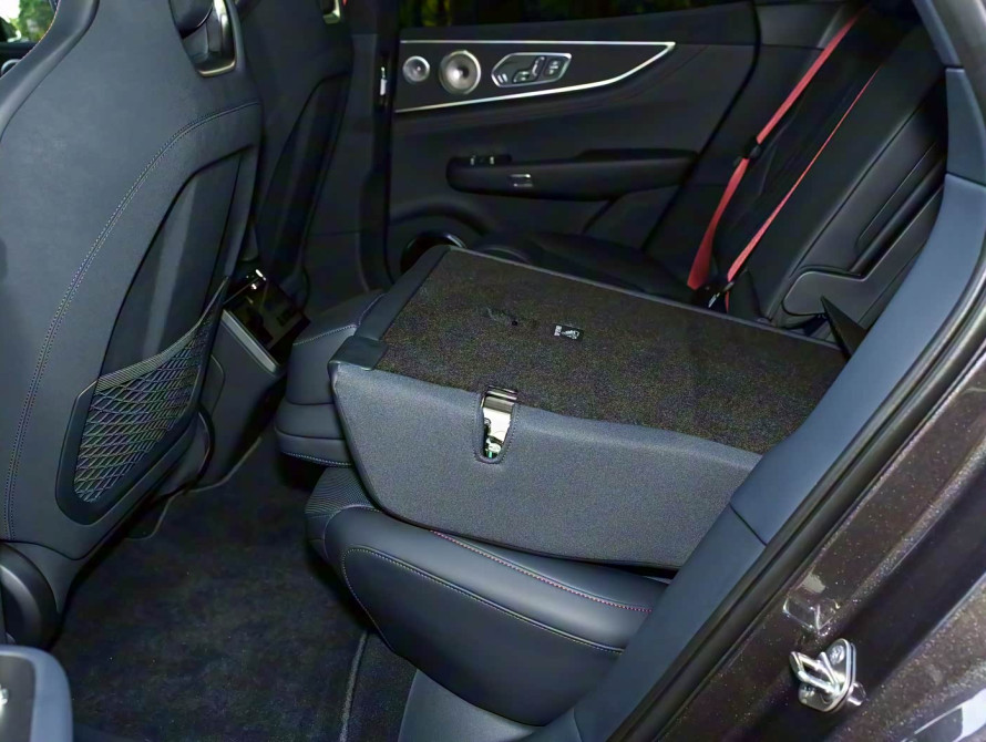 Zeekr 001 Top 2026 - 64 Zeekr 001 Top 2026 - 64 | bex-auto.md