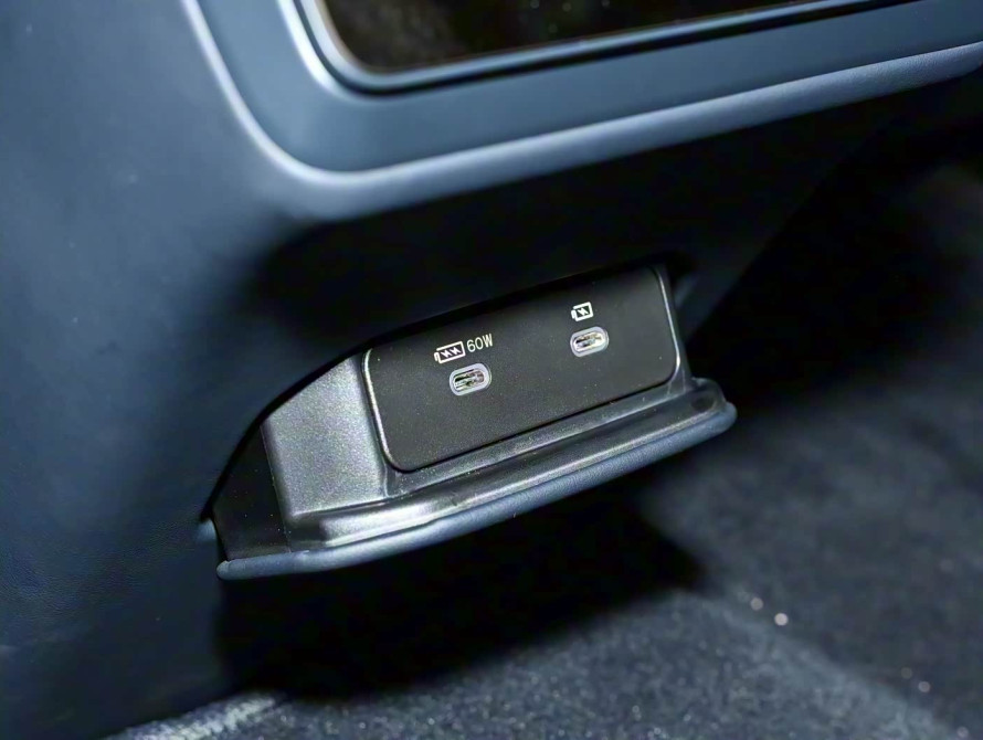 Zeekr 001 Top 2026 - 61 Zeekr 001 Top 2026 - 61 | bex-auto.md