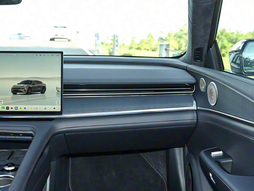 Zeekr 001 Top 2026 - 24 Zeekr 001 Top 2026 - 24 | bex-auto.md