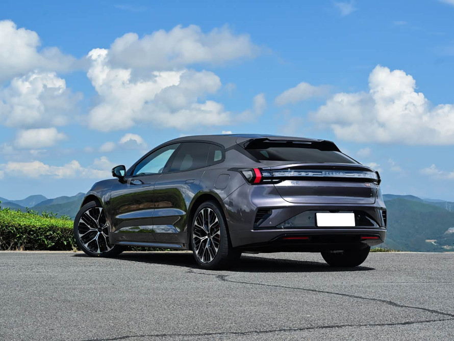 Zeekr 001 Top 2026 - 6 Zeekr 001 Top 2026 - 6 | bex-auto.md