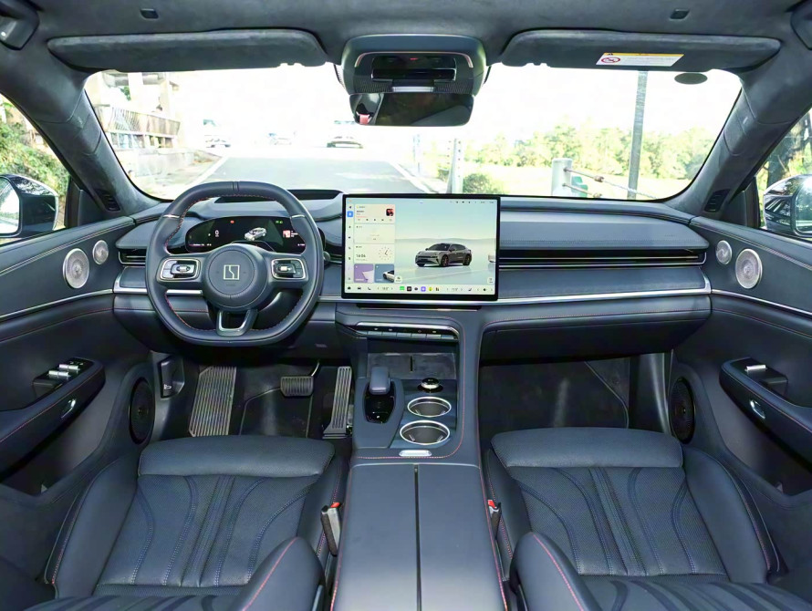 Zeekr 001 Top 2026 - 18 Zeekr 001 Top 2026 - 18 | bex-auto.md