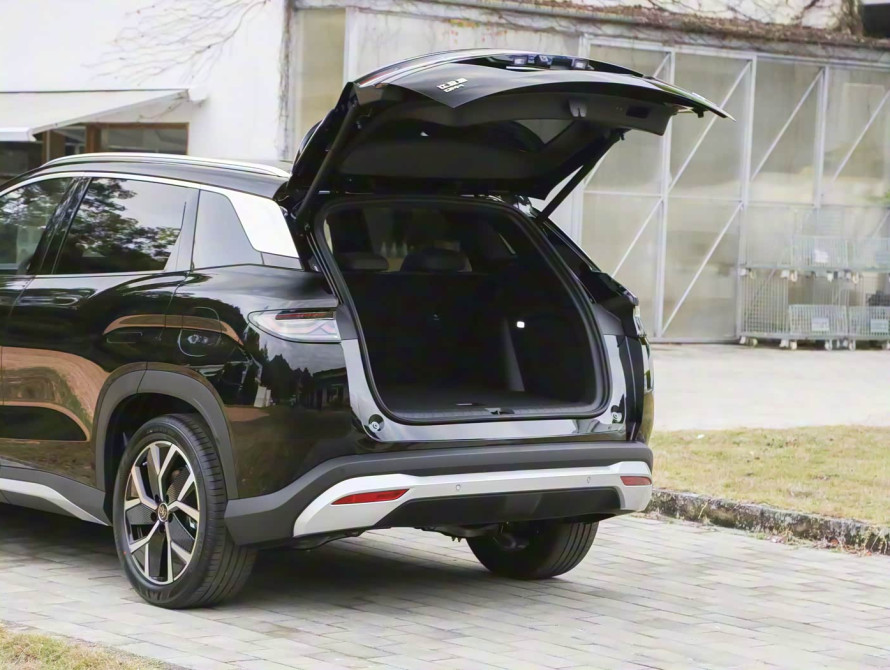 BYD Song L DM-i Top 2025 - 51 BYD Song L DM-i Top 2025 - 51 | bex-auto.md