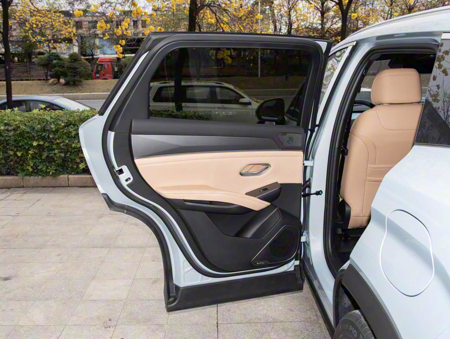 BYD Song L DM-i Top 2025 - 44 BYD Song L DM-i Top 2025 - 44 | bex-auto.md