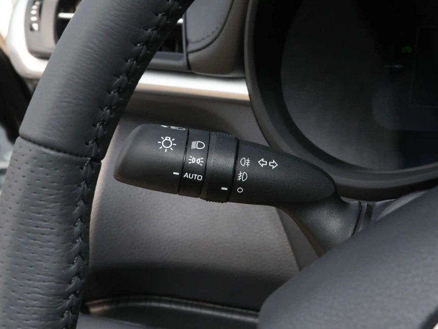 Toyota Granvia Top 2026 - 25 Toyota Granvia Top 2026 - 25 | bex-auto.md