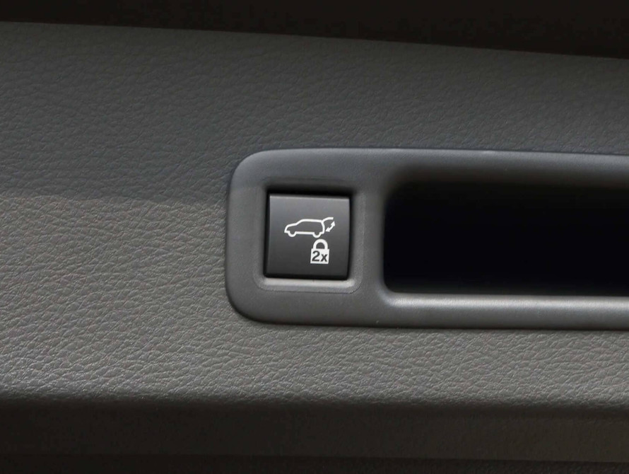 Toyota Granvia Top 2026 - 53 Toyota Granvia Top 2026 - 53 | bex-auto.md